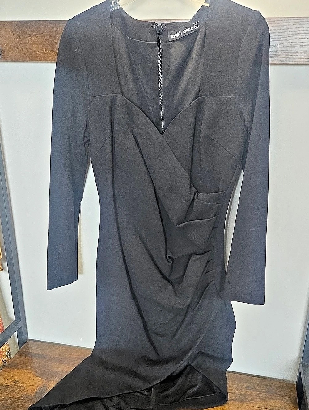 Lavish Alice Sweetheart Neck Asymmetrical Hem Long Sleeve Black Dress Size 10